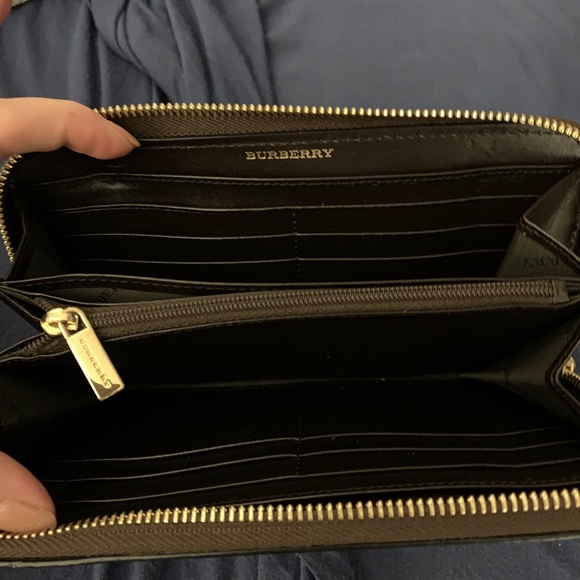 Burberry wallet - Picture 3 of 5